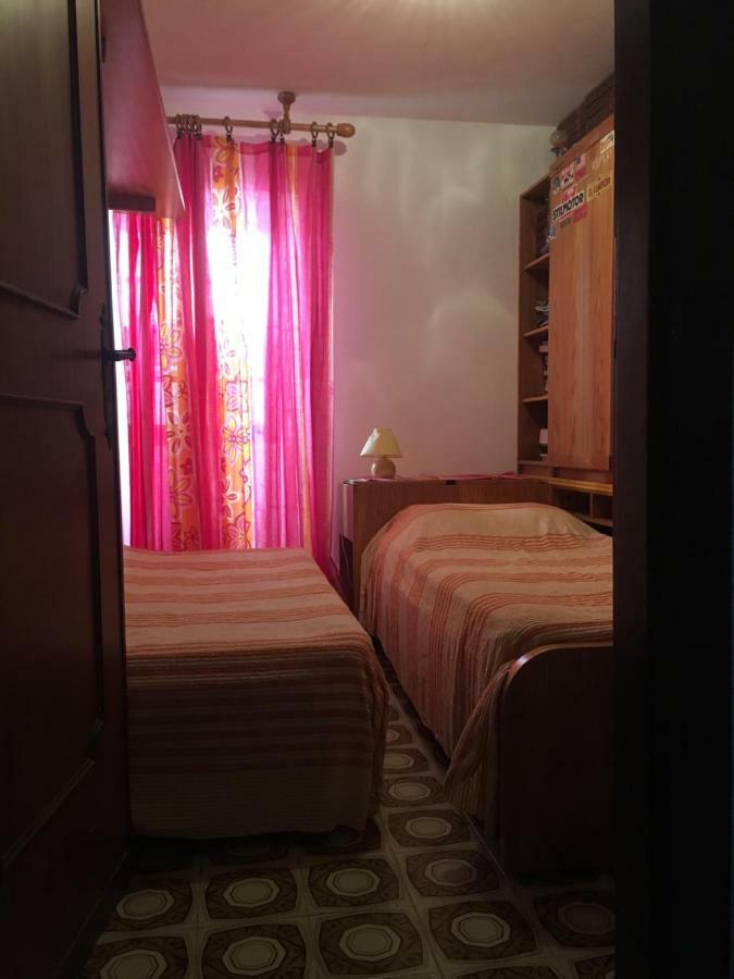 Appartamento Madame Carla Perinaldo Exterior photo